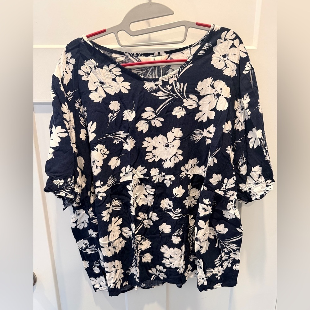 Agnes Orlinda 2X Navy White Floral Babydoll Peplum Blouse 3/4
